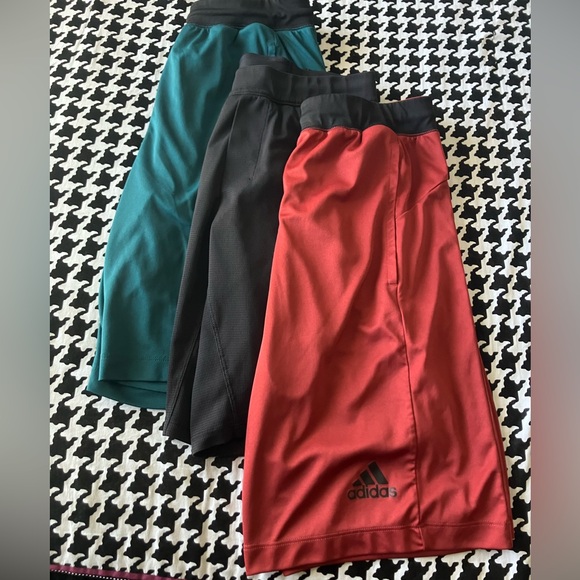 Size Small assorted shorts - Picture 2 of 10
